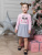 Платье "Моя мама красавица" - Размер 128 - Цвет розовый с серым - Картинка #2